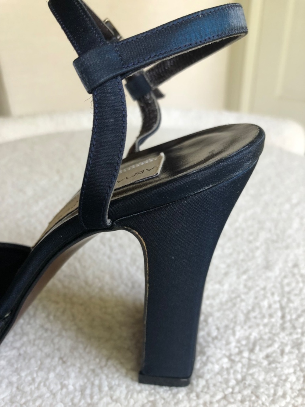 Armando Pollini Design Silk Slingback Heel Navy Blue Size EU 36 Like New - Picture 8 of 9